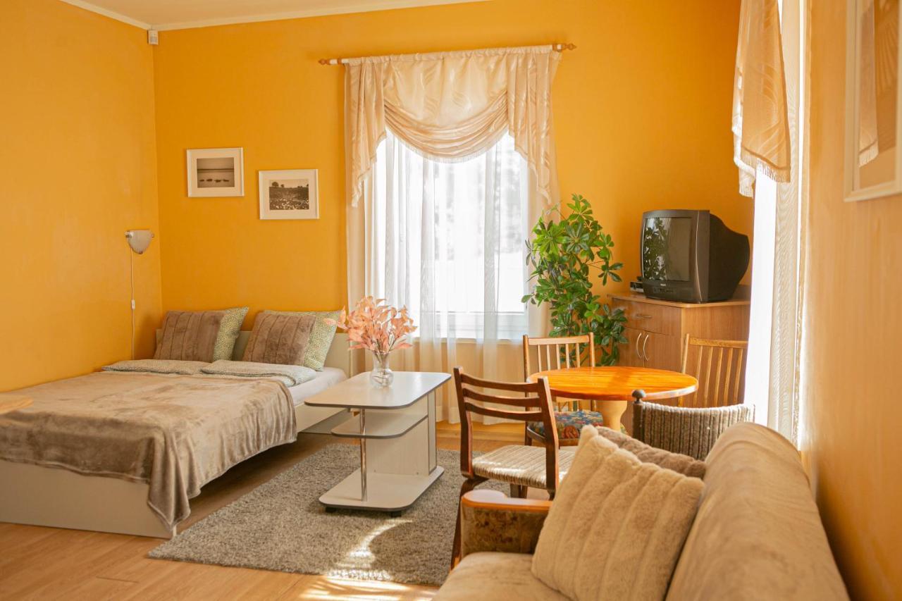 Center Of City Apartments, Bus Station 1Min, Airport 5 Min 탈린 외부 사진
